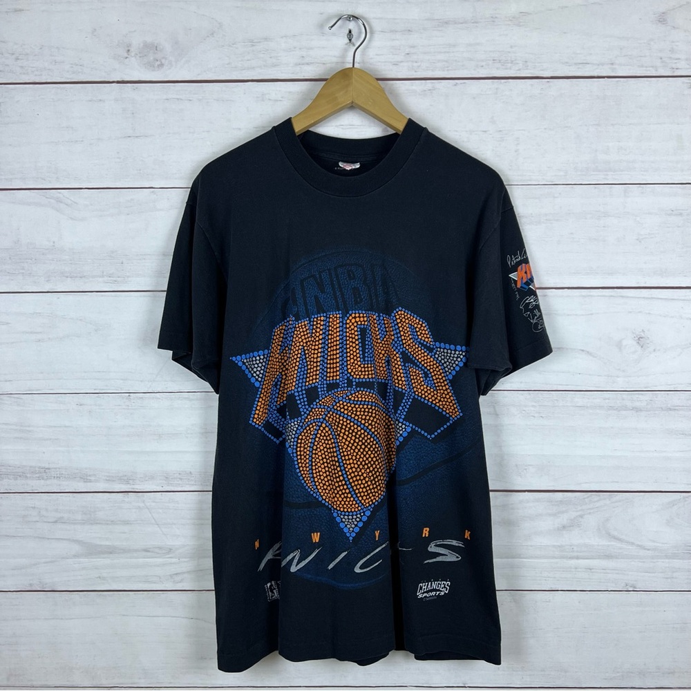 Vintage 1993 New York Knicks Emblem NBA T-Shirt Large